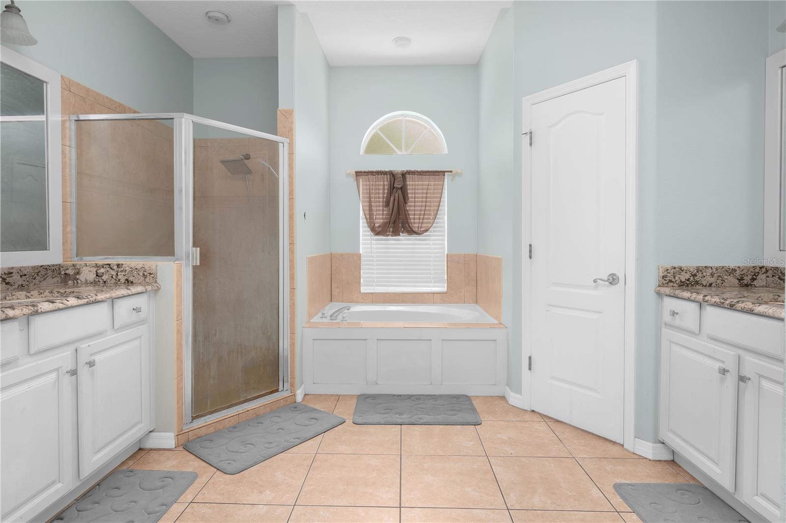 EAST LAKE COVE PH 1 - Residential