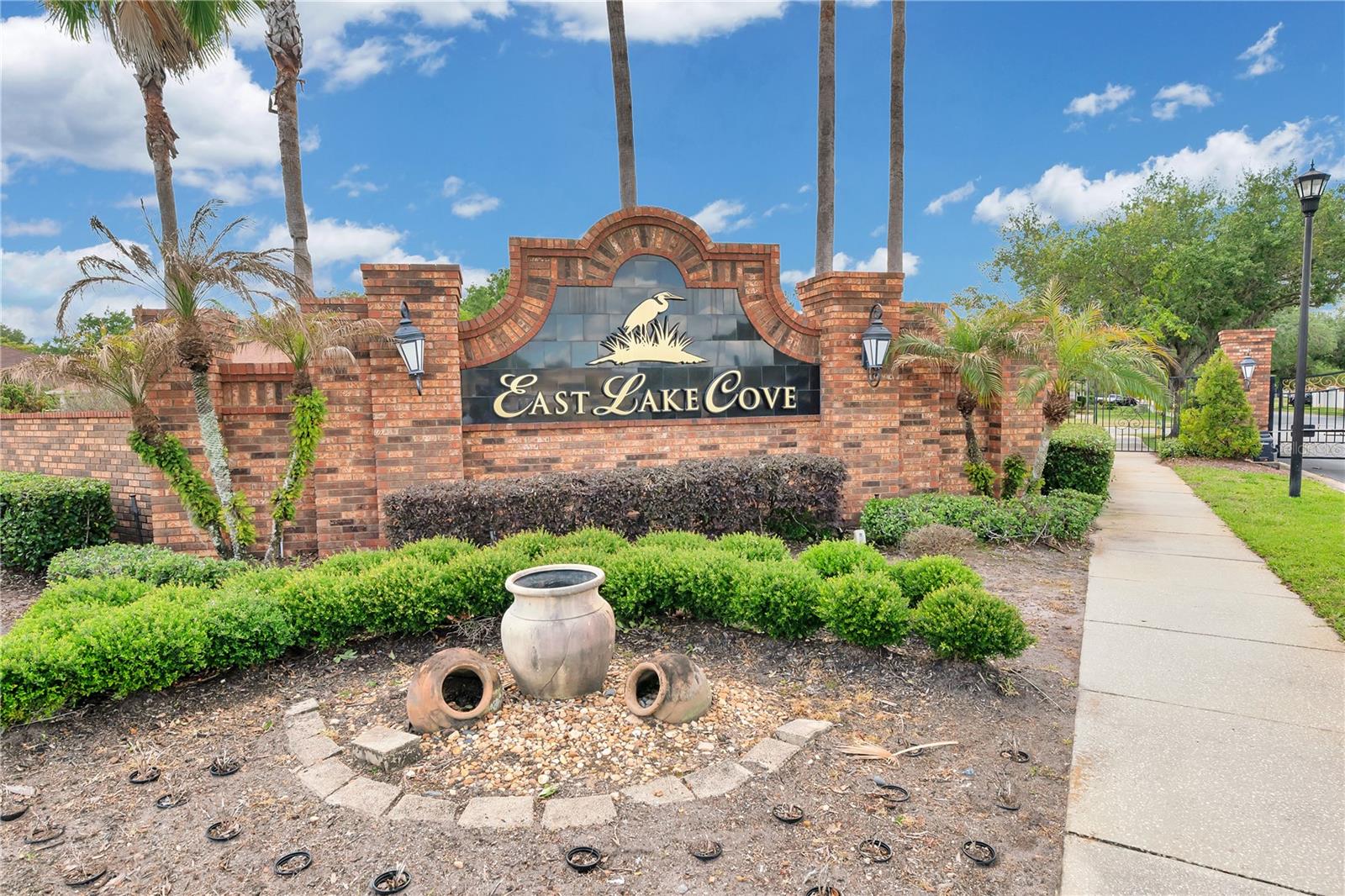 EAST LAKE COVE PH 1 - Residential