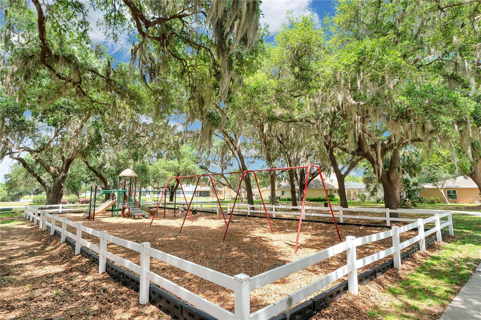 EAST LAKE COVE PH 1 - Residential