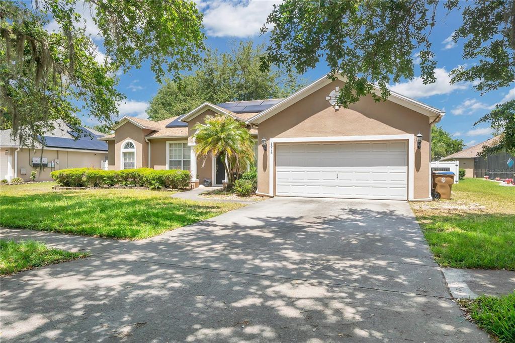 Photo of 4915 Lazy Oaks Way, Saint Cloud, FL 34771 (MLS # O6402365)