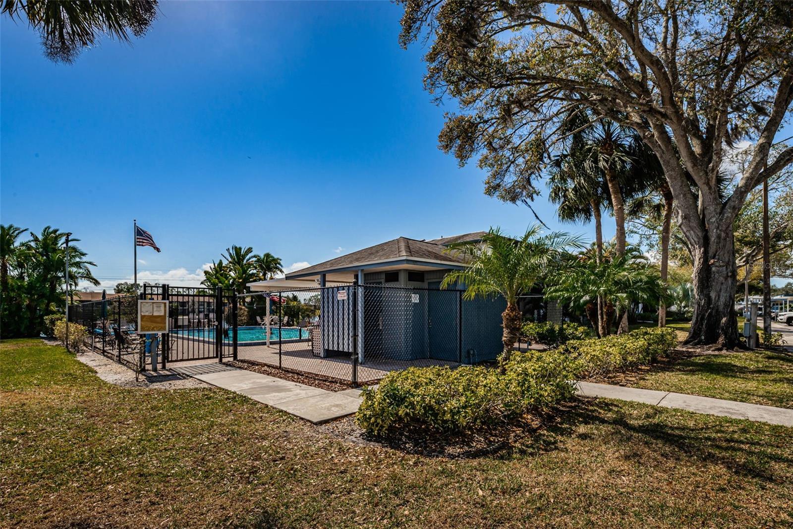EAST LAKE WOODLANDS CYPRESS ESTATES - Residential Lease