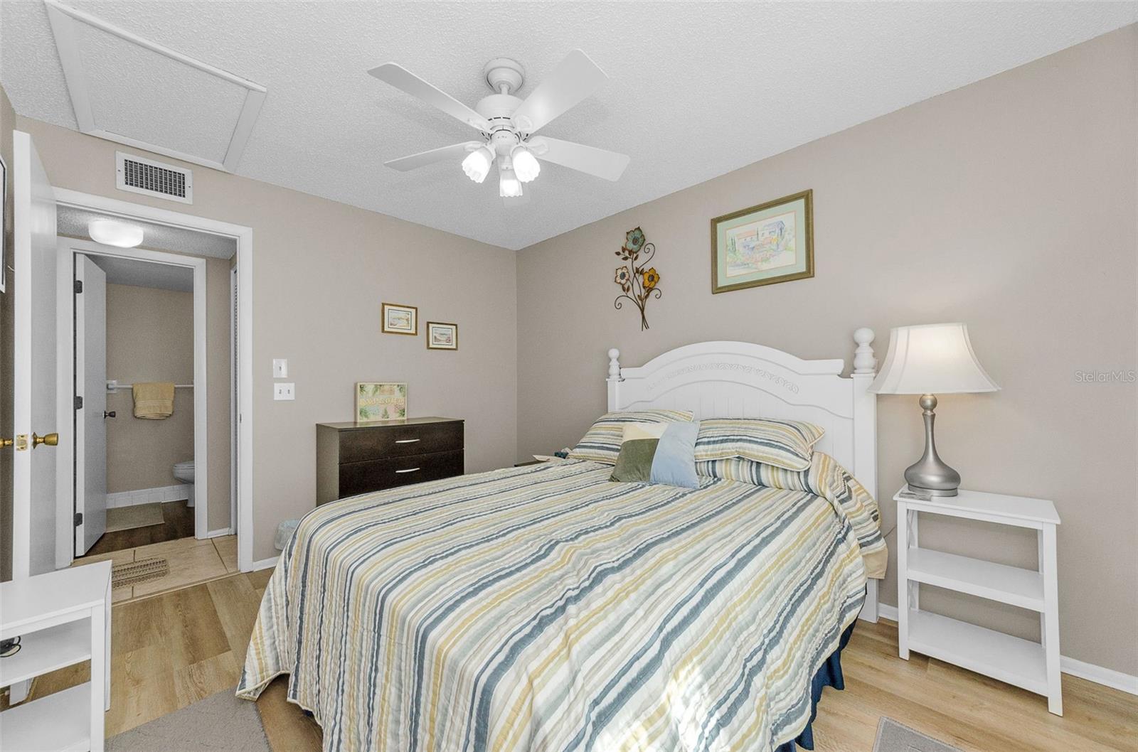 EAST LAKE WOODLANDS CYPRESS ESTATES - Residential Lease
