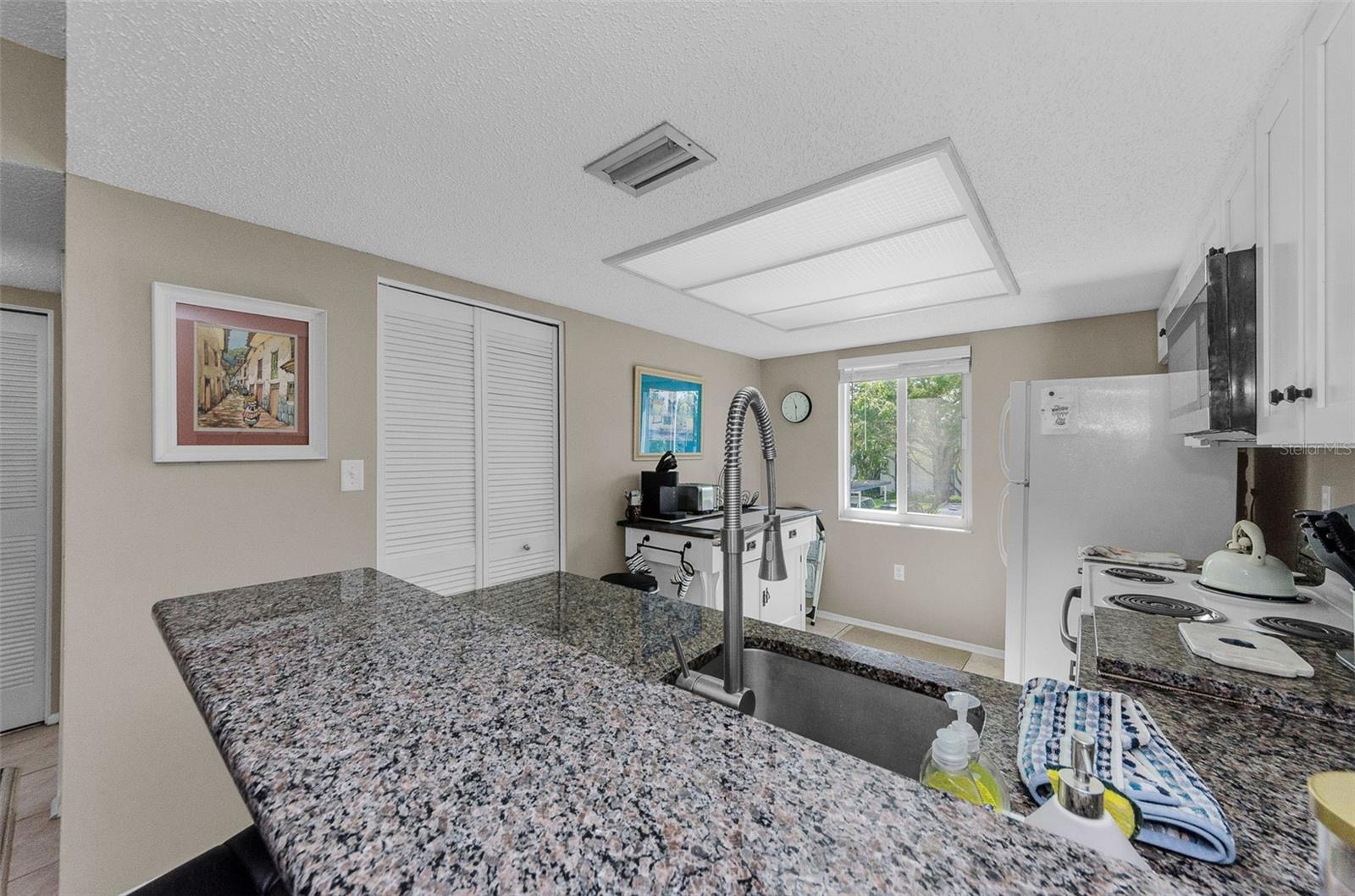 EAST LAKE WOODLANDS CYPRESS ESTATES - Residential Lease