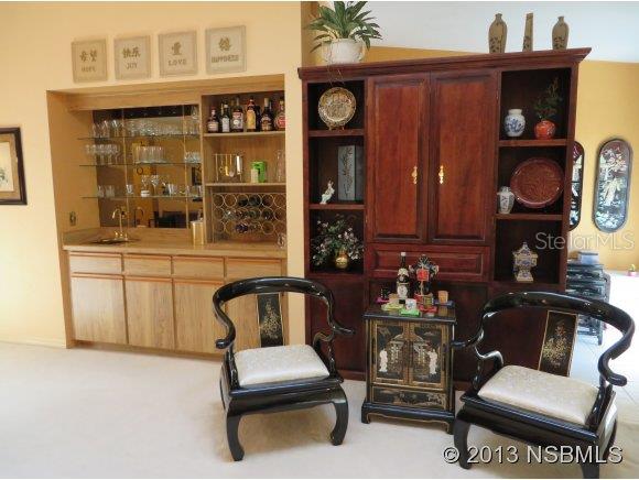 Creekside Condo - Residential