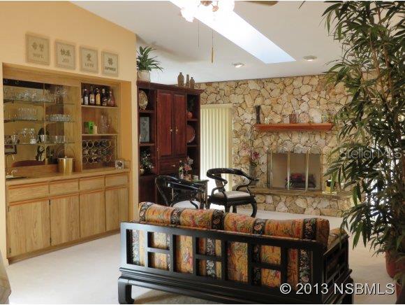 Creekside Condo - Residential