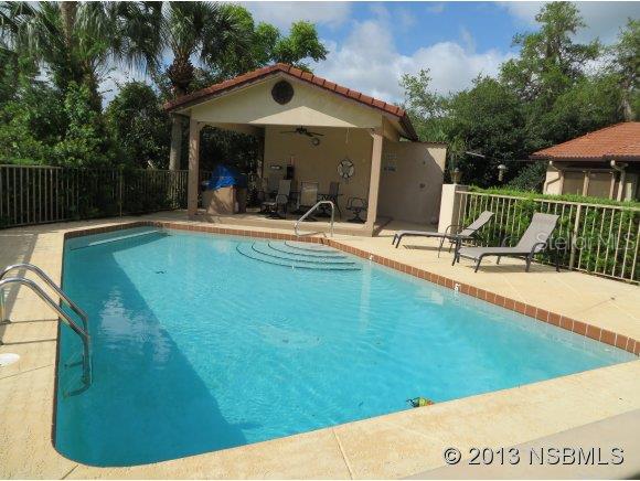 Creekside Condo - Residential