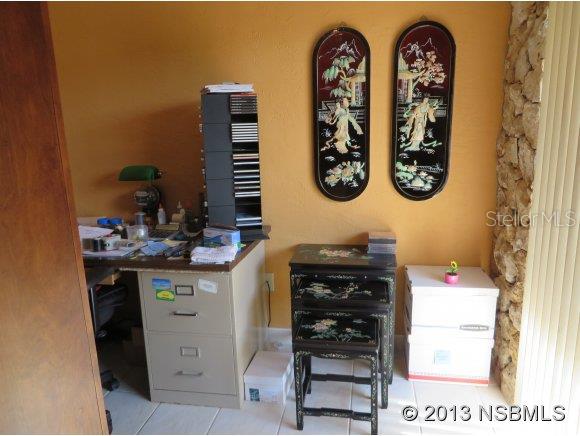 Creekside Condo - Residential