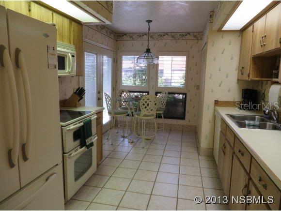 Creekside Condo - Residential