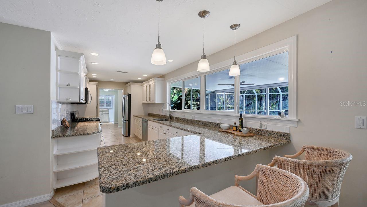 SAPPHIRE SHORES - Residential