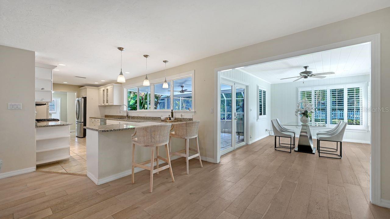 SAPPHIRE SHORES - Residential