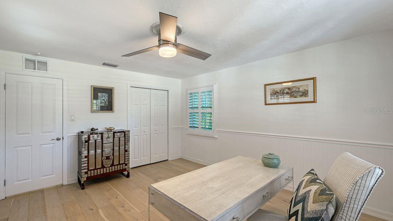 SAPPHIRE SHORES - Residential