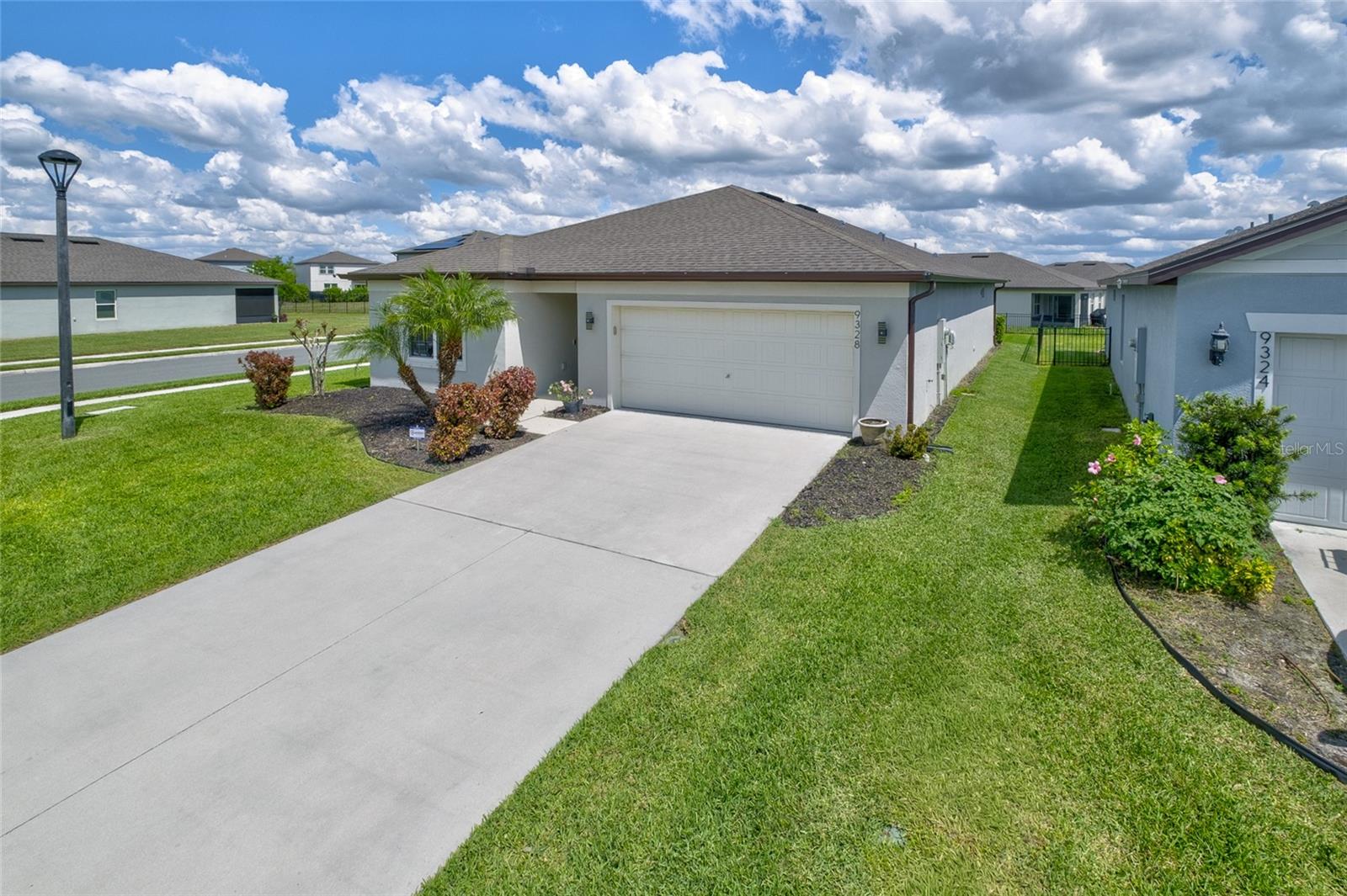 9328 ROYAL RIVER CIRCLE