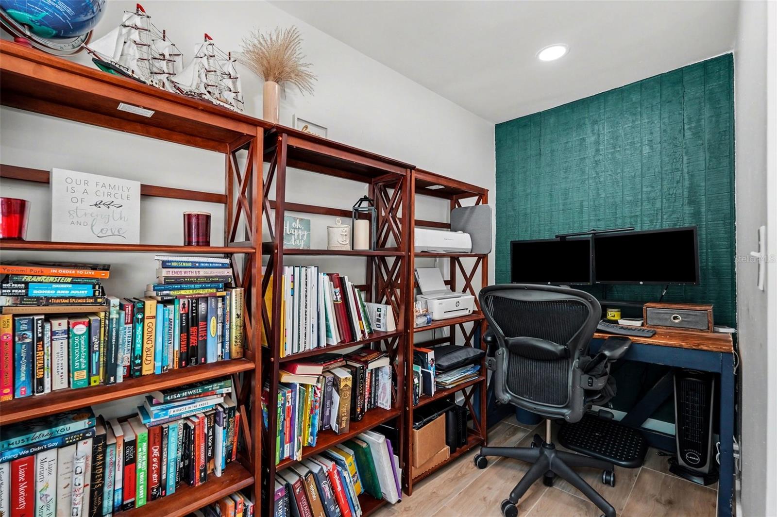 CLO MAR HOMES SUB - Residential