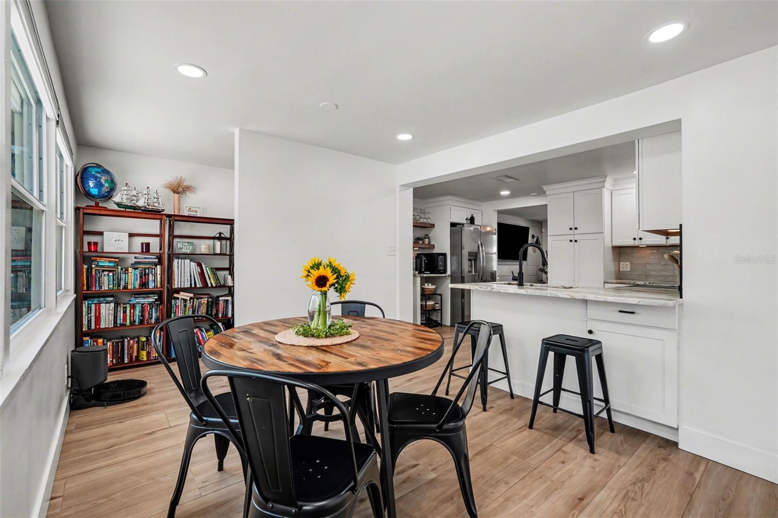 CLO MAR HOMES SUB - Residential