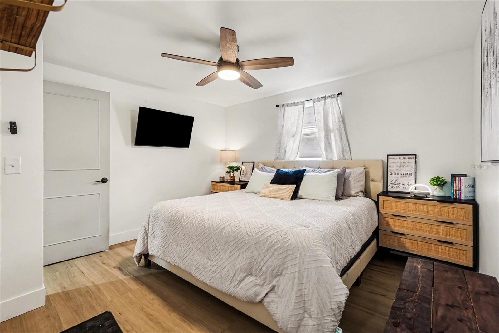 CLO MAR HOMES SUB - Residential