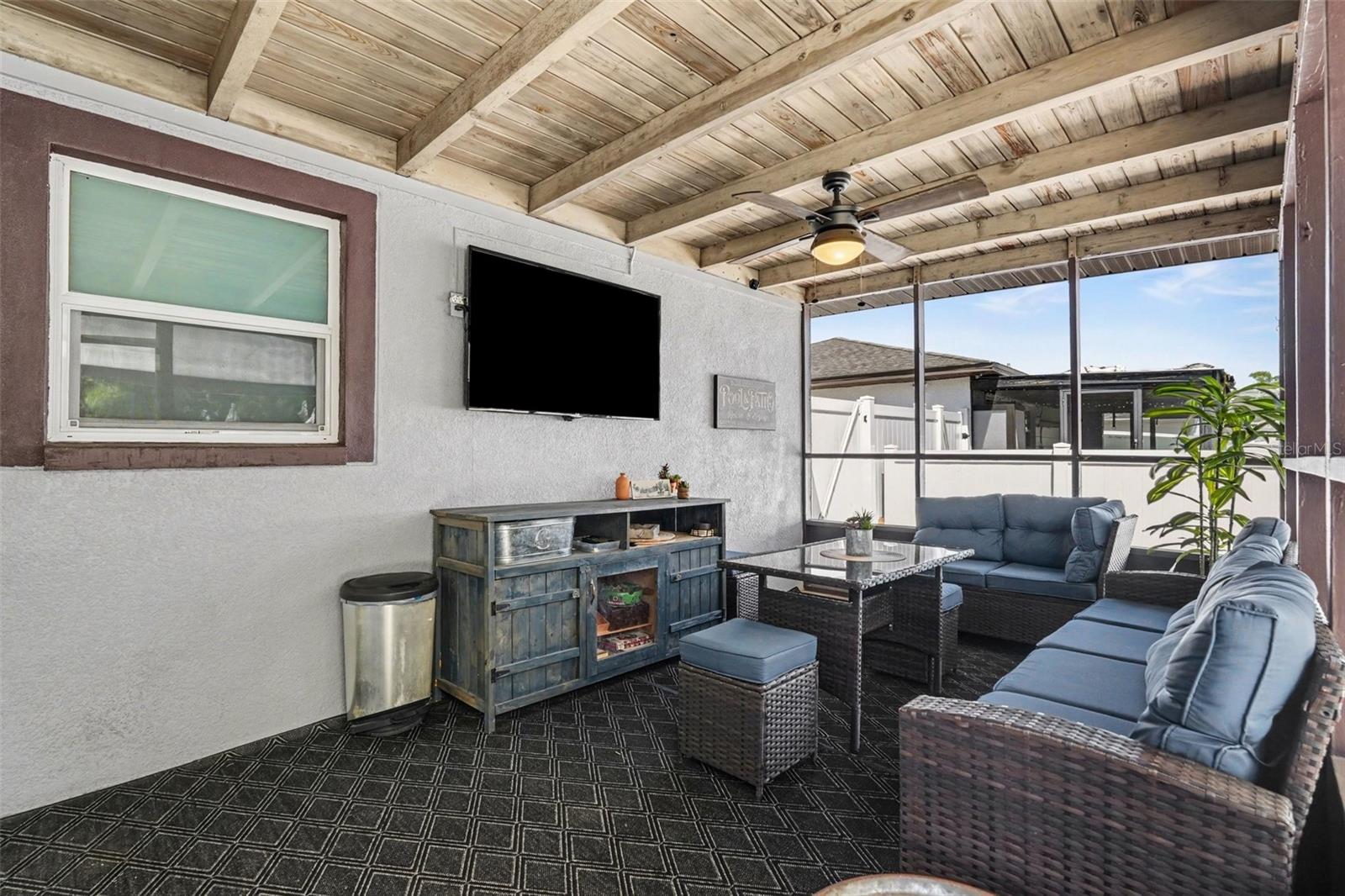 CLO MAR HOMES SUB - Residential