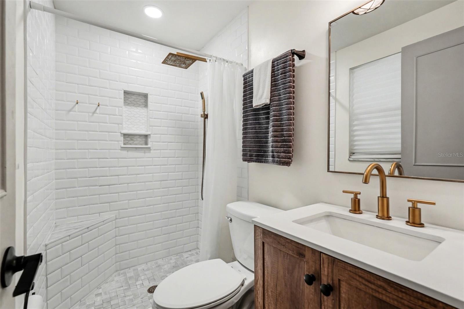 CLO MAR HOMES SUB - Residential