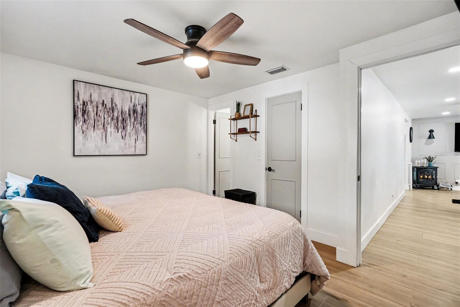 CLO MAR HOMES SUB - Residential