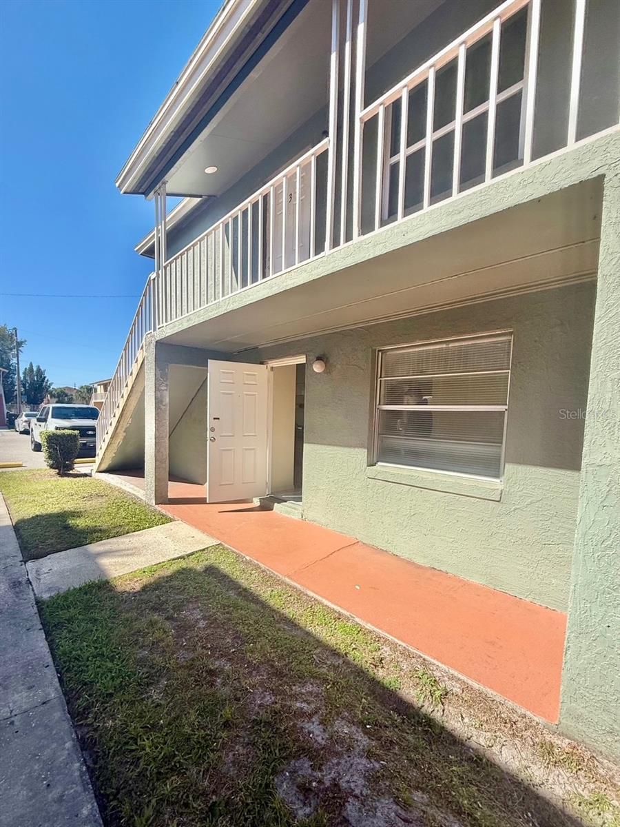 711 MICHIGAN COURT 1
