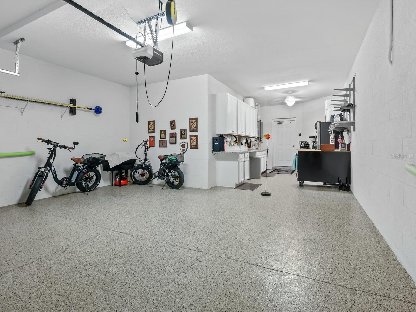 LAKEWOOD NATIONAL - Residential Lease