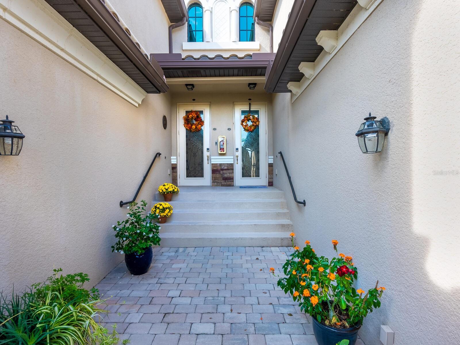 LAKEWOOD NATIONAL - Residential Lease