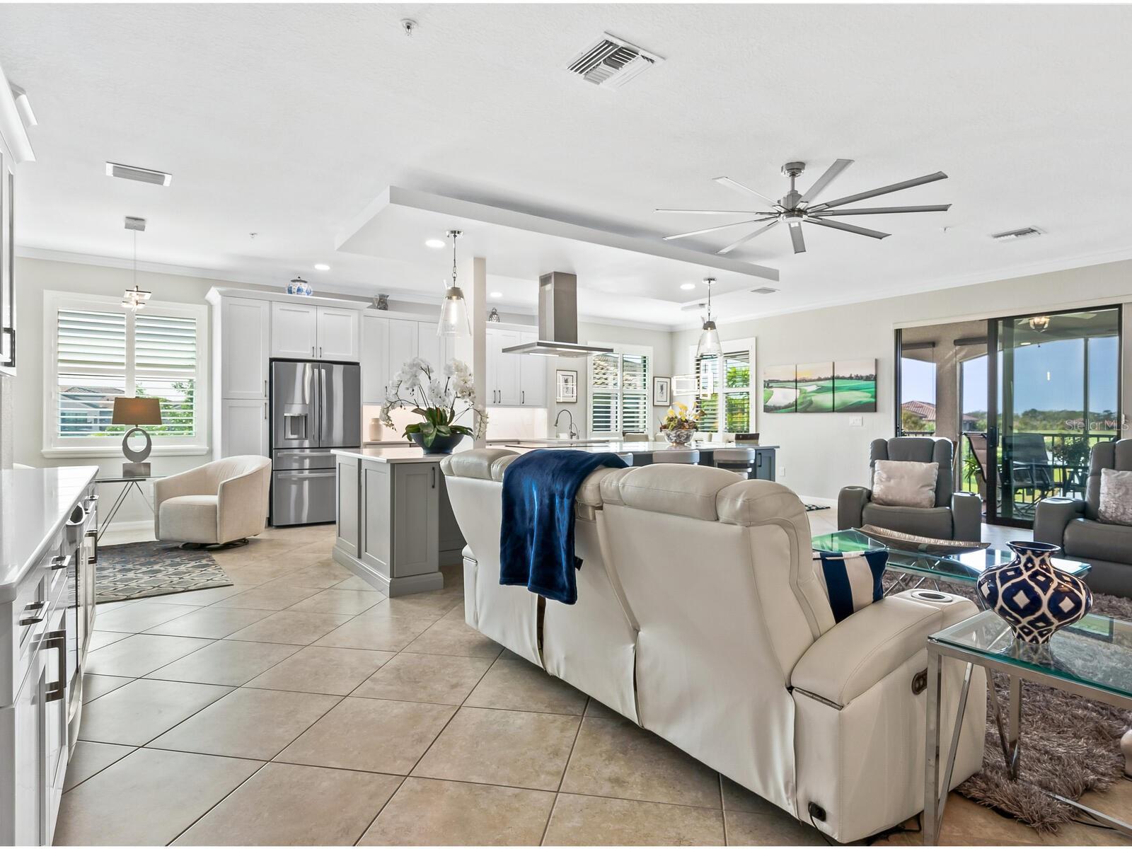 LAKEWOOD NATIONAL - Residential Lease