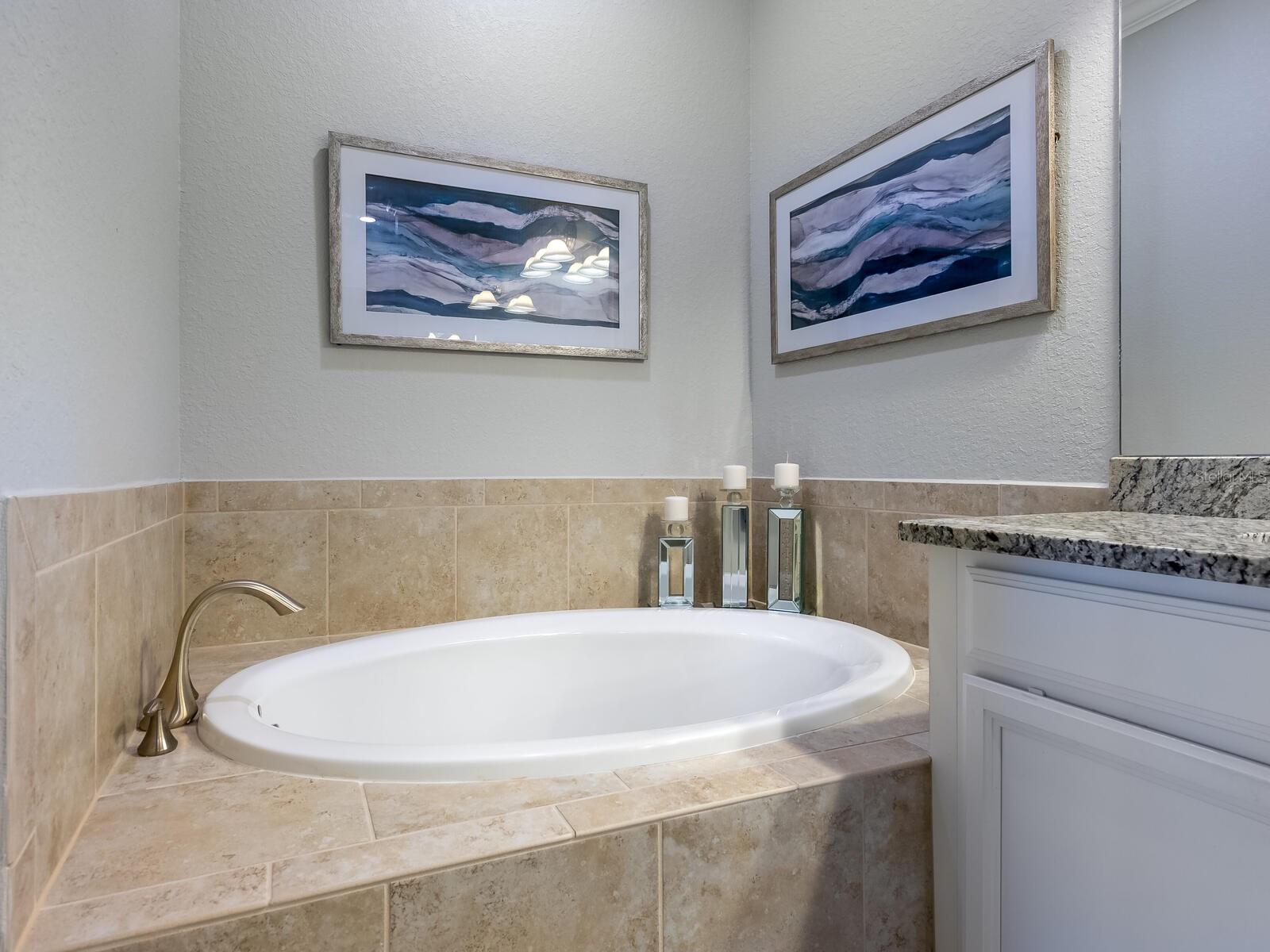 LAKEWOOD NATIONAL - Residential Lease