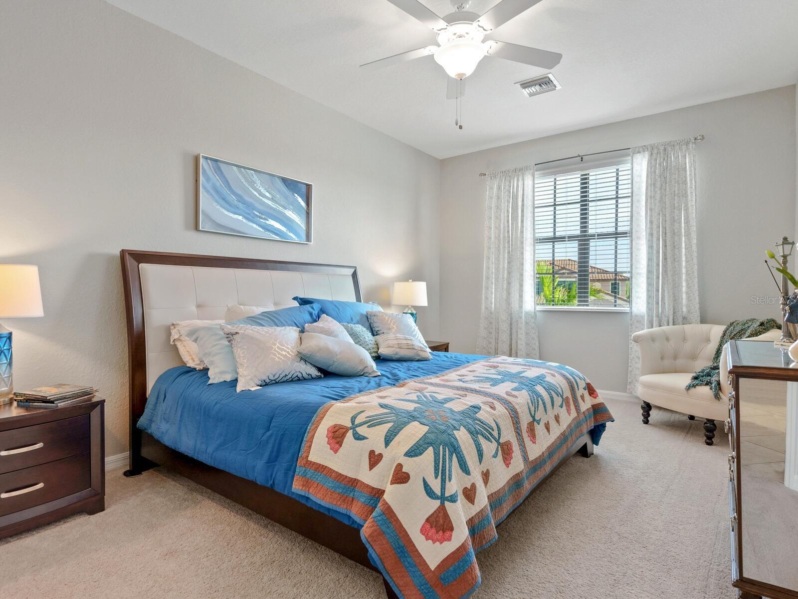 LAKEWOOD NATIONAL - Residential Lease