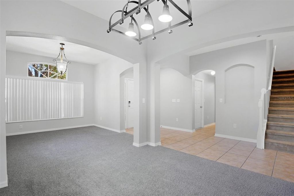 Photo of 6219 Gannetdale Drive, Lithia, FL 33547 (MLS # O6373977)