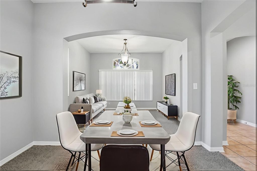 Photo of 6219 Gannetdale Drive, Lithia, FL 33547 (MLS # O6373977)