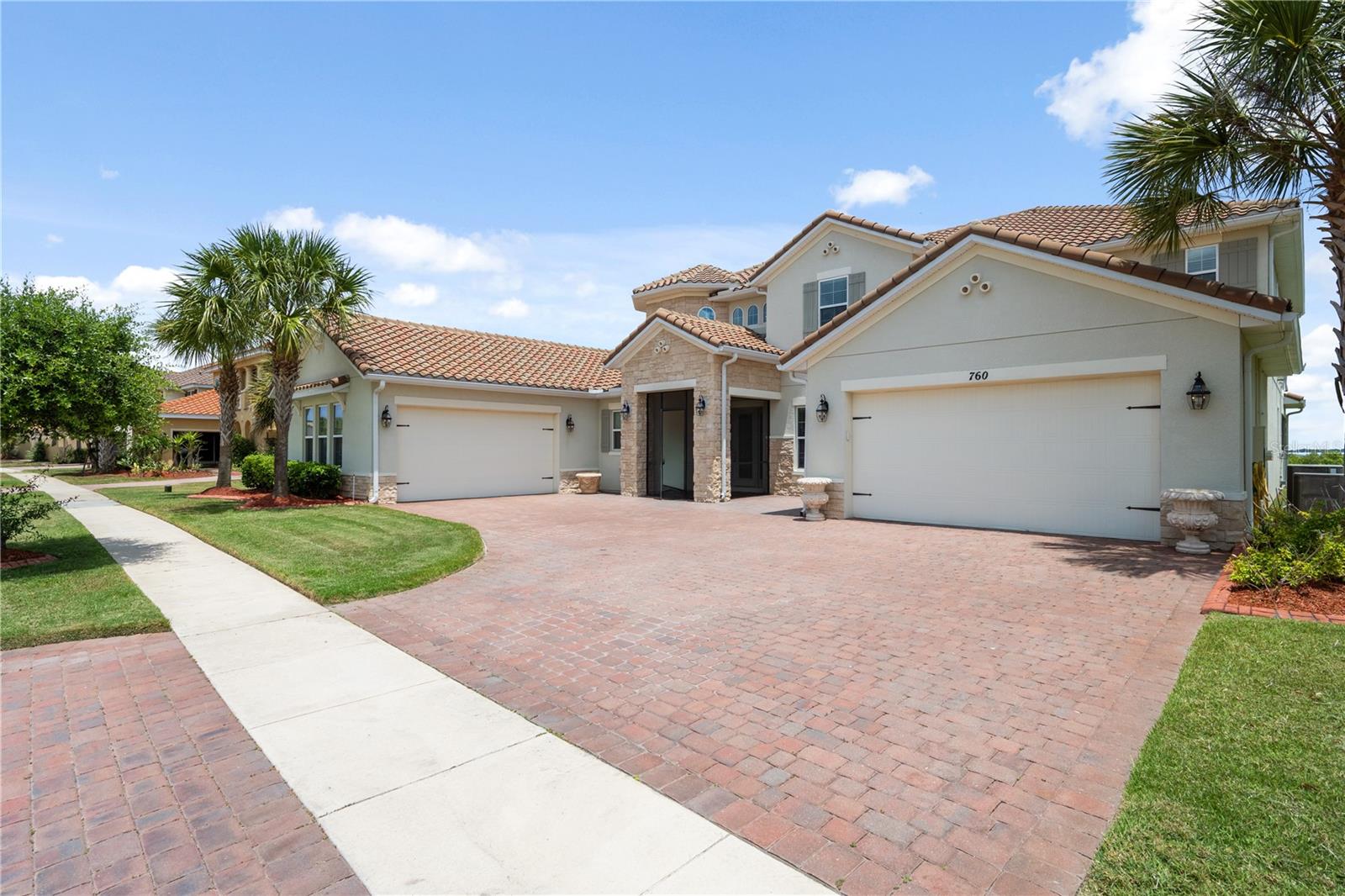 BELLALAGO - Residential