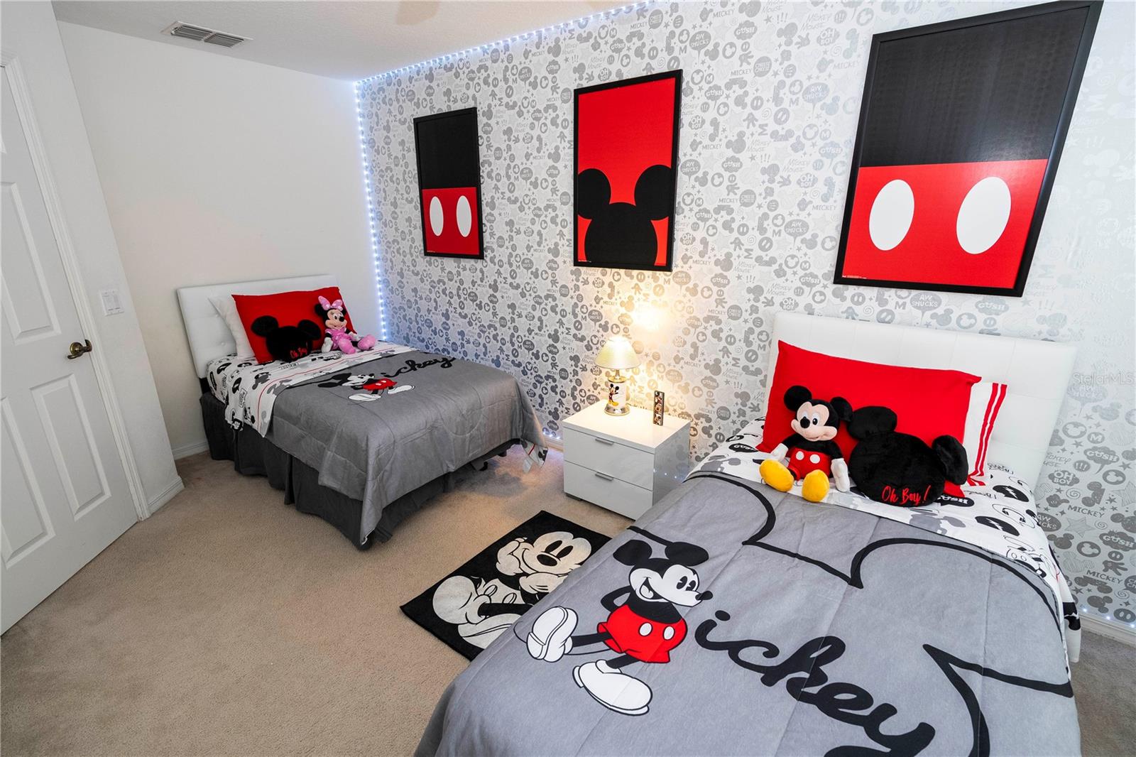 ENCANTADA PH 2 - Residential