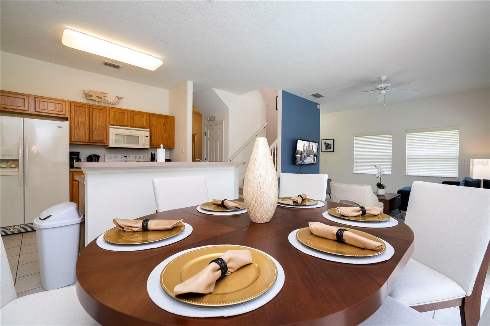 ENCANTADA PH 2 - Residential