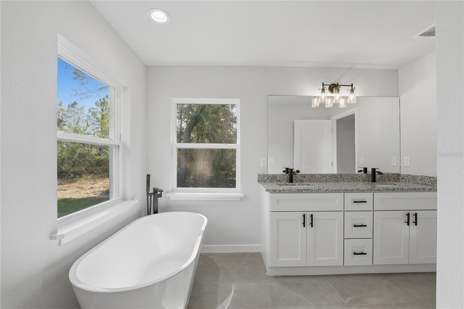 MARION OAKS UN TEN - Residential