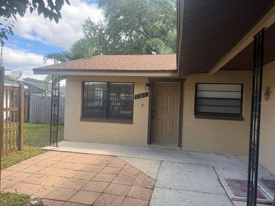 This charming 2 bedroom, 1 bathroom half-duplex located on a beautiful corner lot in St. Cloud. This home offers a welcoming setting with plenty of natural light. Inside, you’ll enjoy the cozy warm decor throughout, a bright open kitchen .


All Ackley Florida residents are required to enroll in the Resident Benefits Package (RBP) for $50/month which includes renters insurance, HVAC air filter delivery (for applicable properties), credit building to help boost your credit score with timely rent payments, $1M Identity Protection, move-in concierge service making utility connection and home service setup a breeze during your move-in, our best-in-class resident rewards program, and much more! More details upon application approval.