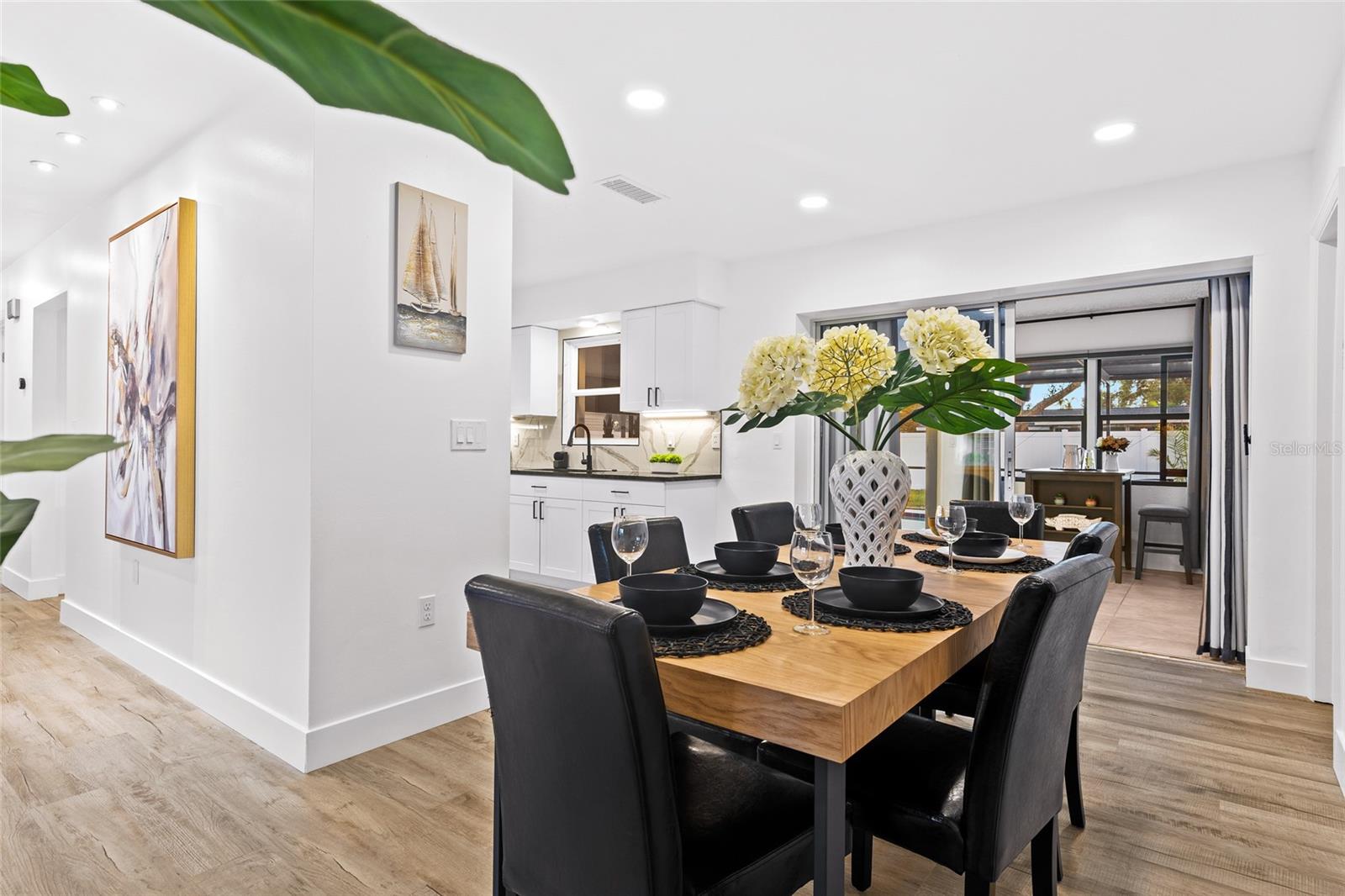 EAST GATE - Residential Lease