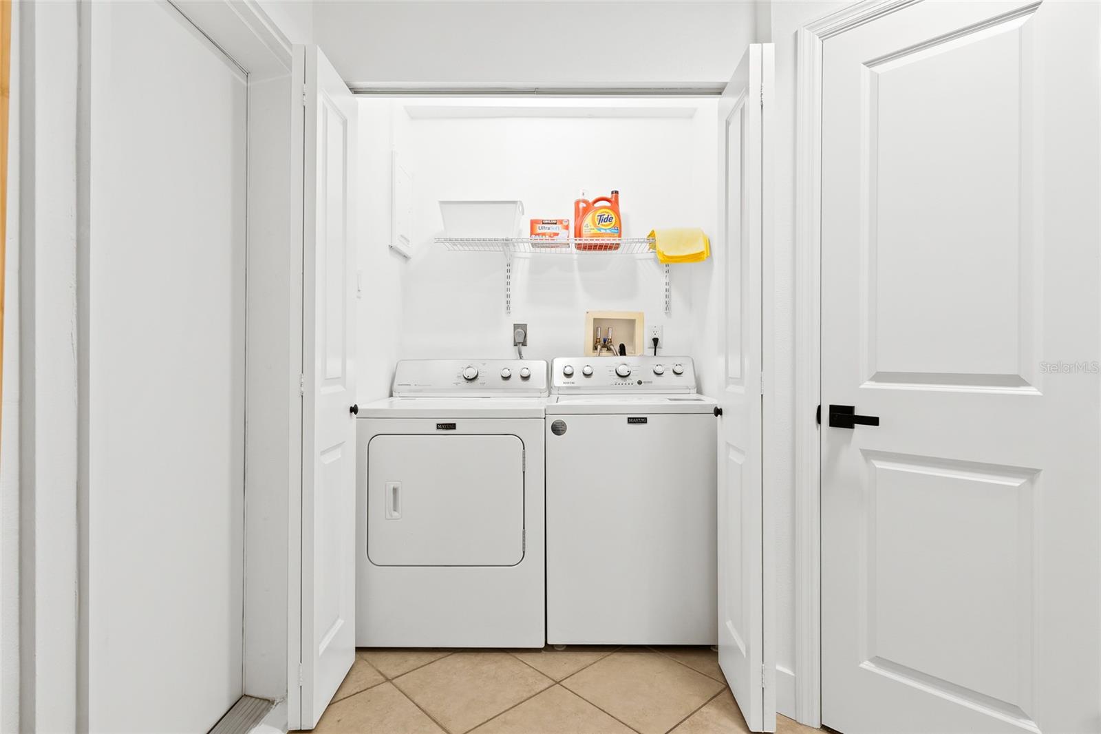 EAST GATE - Residential Lease