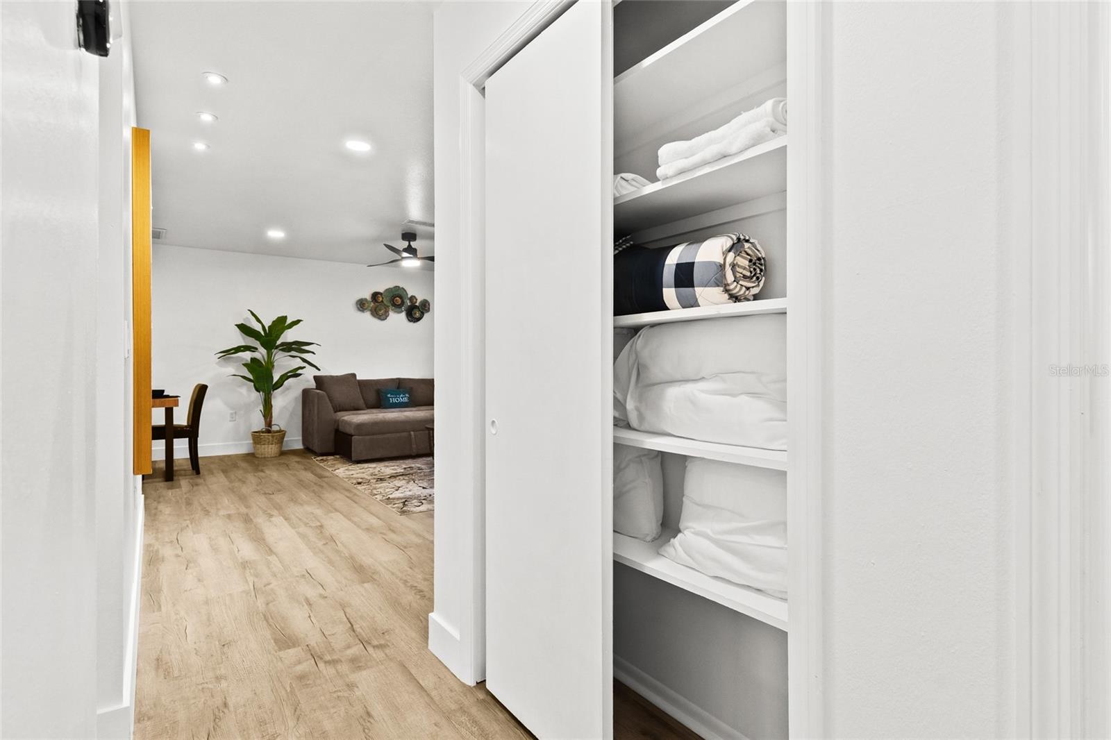 EAST GATE - Residential Lease
