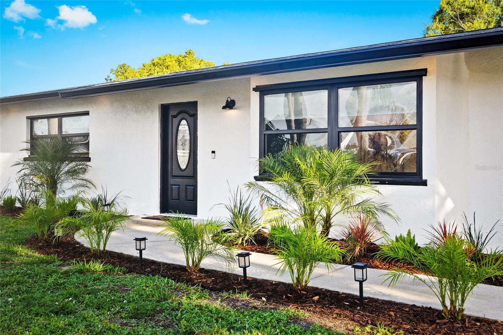 EAST GATE - Residential Lease