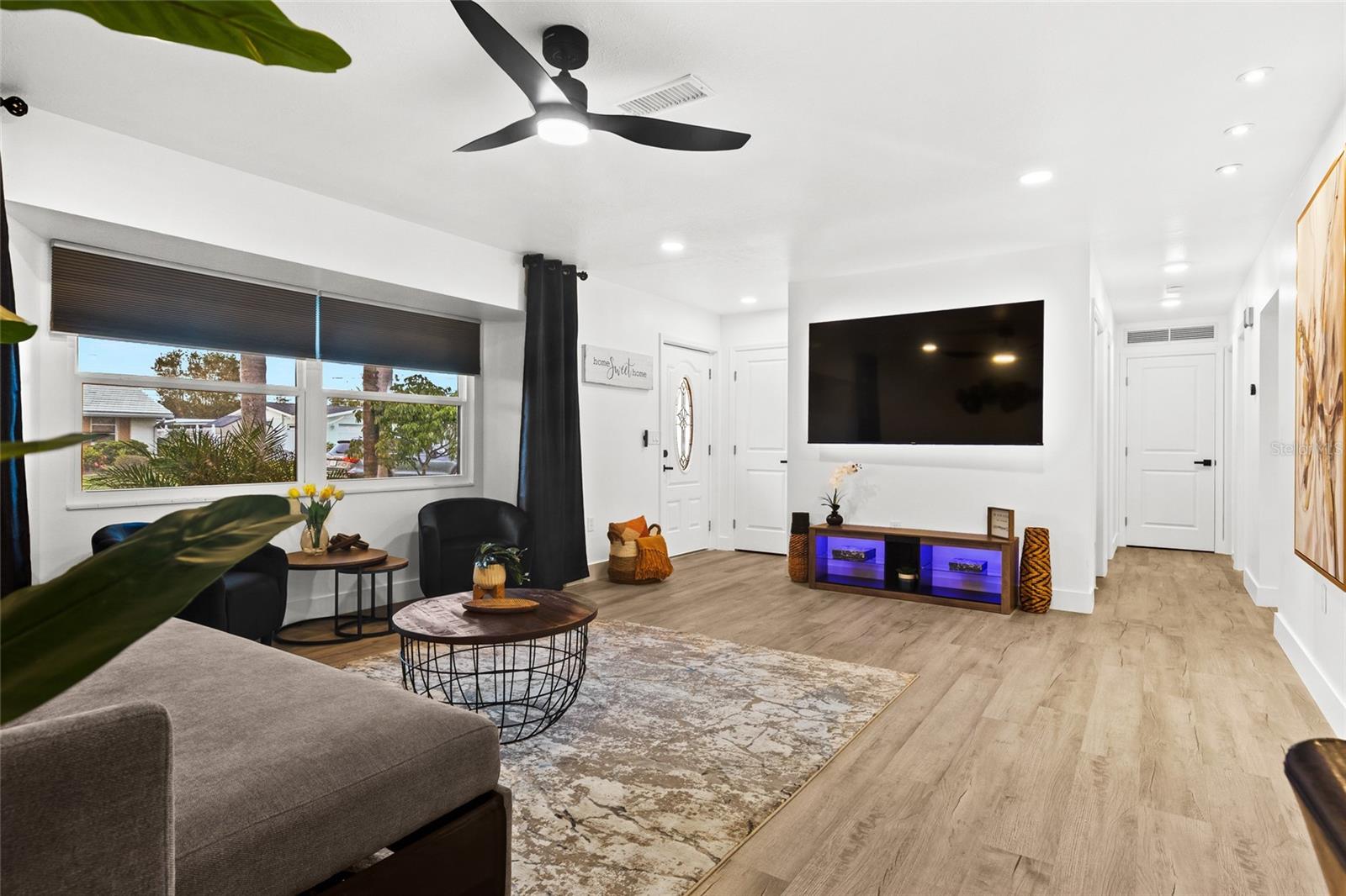EAST GATE - Residential Lease