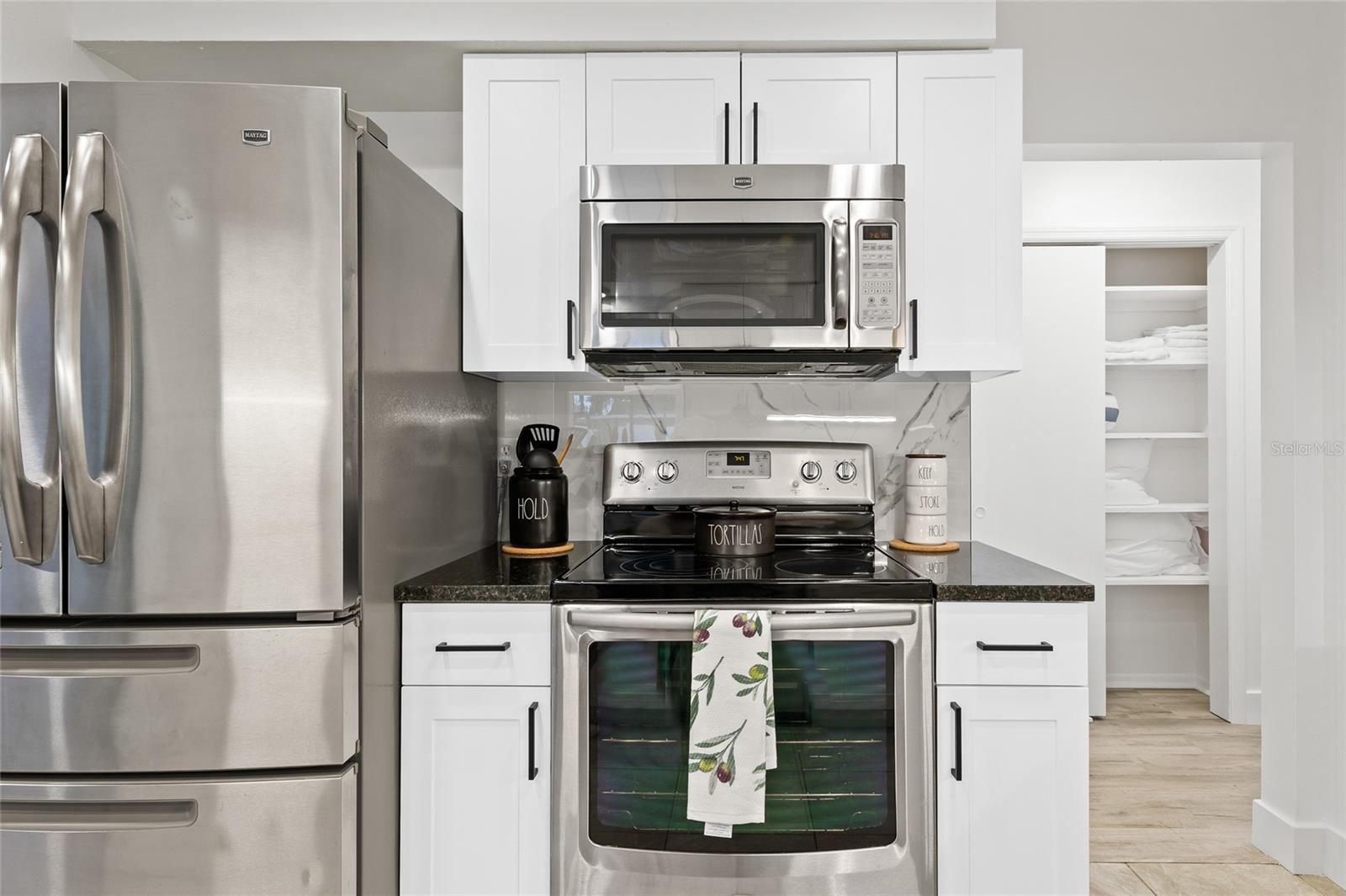 EAST GATE - Residential Lease