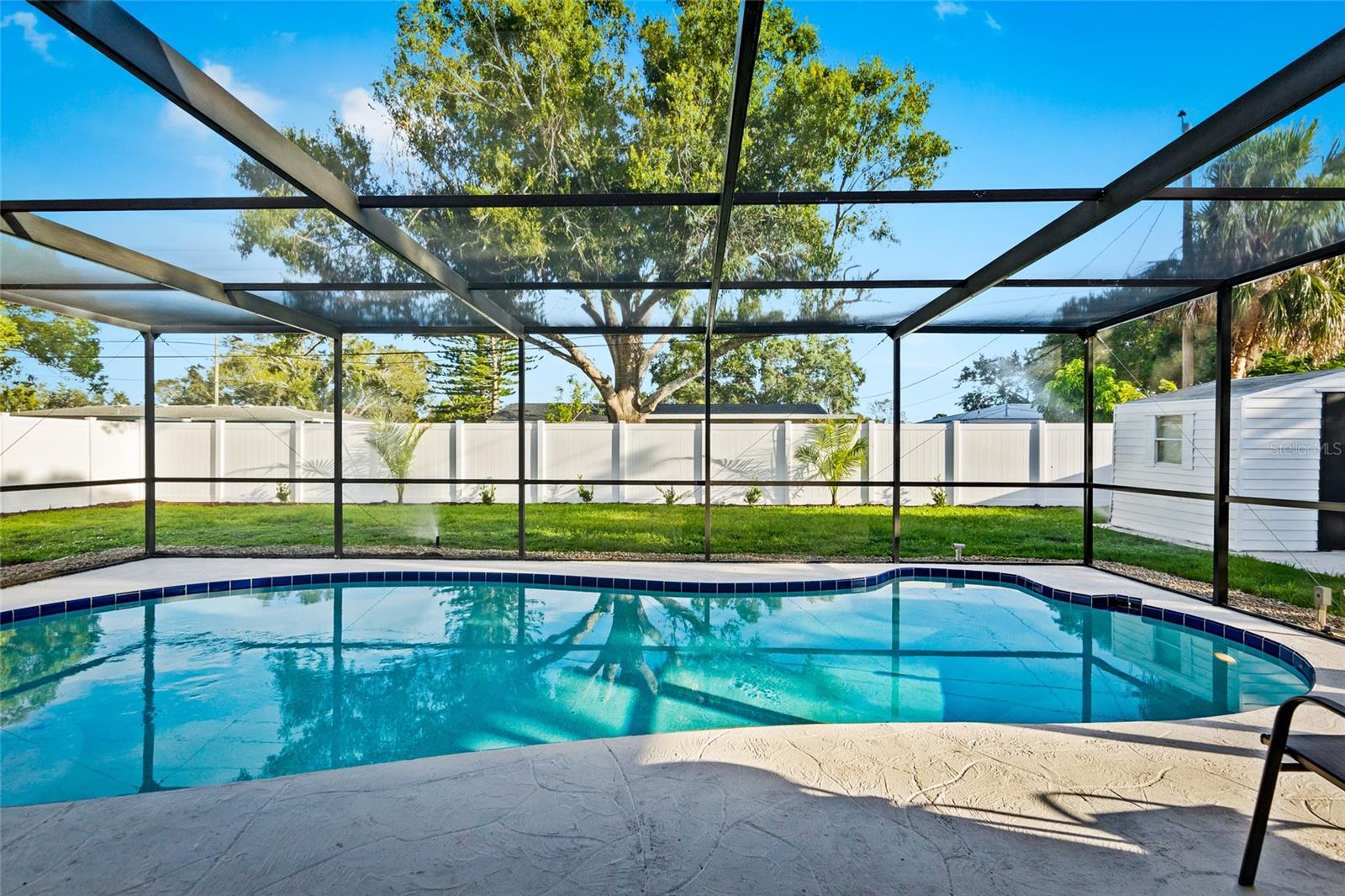 EAST GATE - Residential Lease