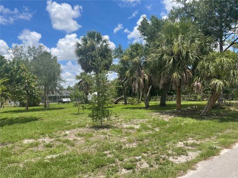 A home in PORT CHARLOTTE