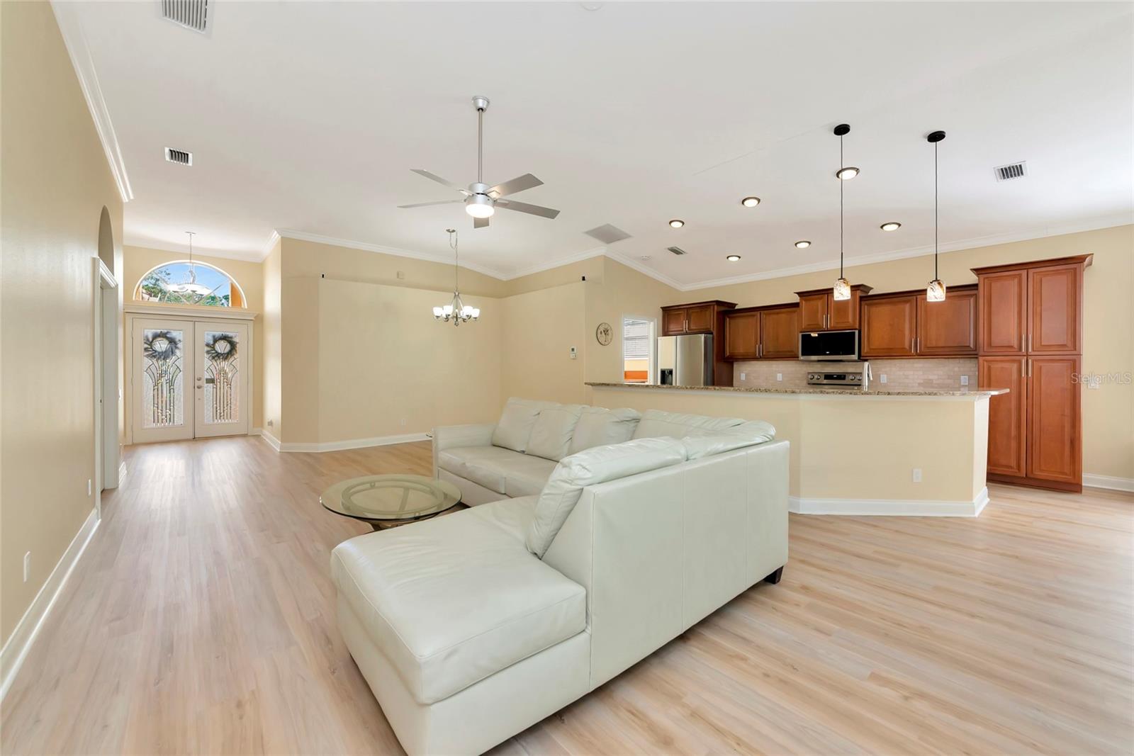 8408 WHISPERING WOODS COURT