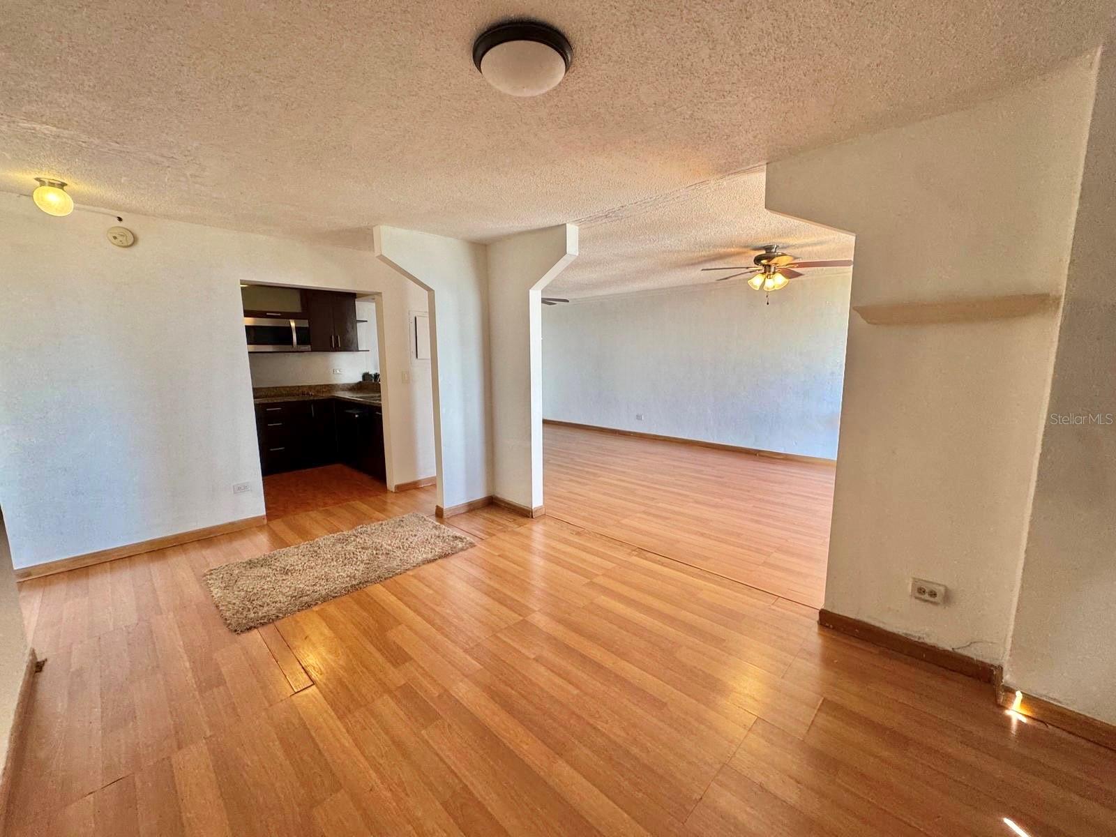 COND. MUNDO FELIZ - Residential