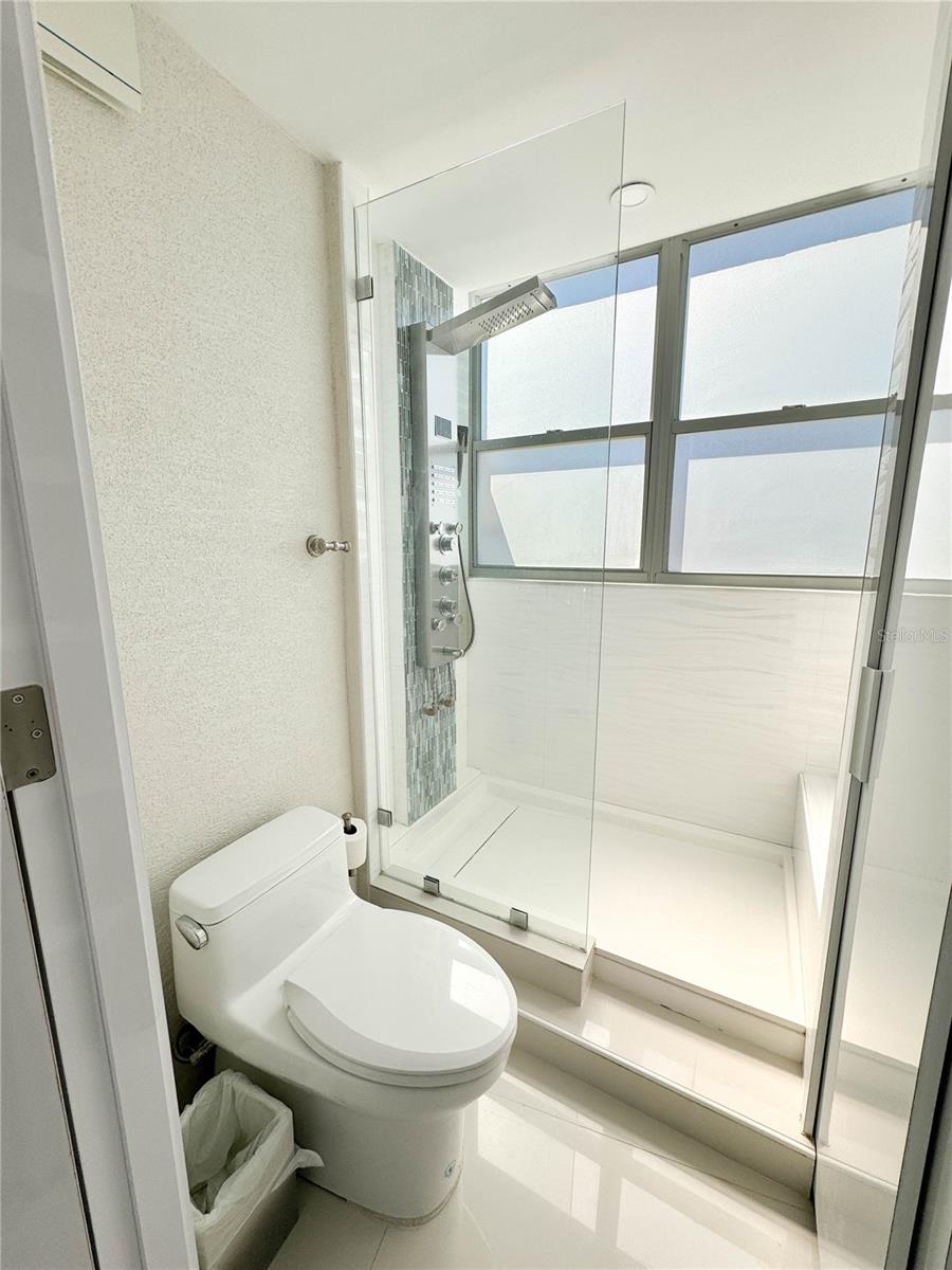 PLAYA DORADA 602 - Residential Lease