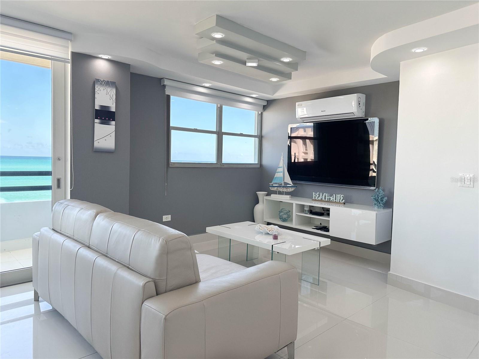 PLAYA DORADA 602 - Residential Lease