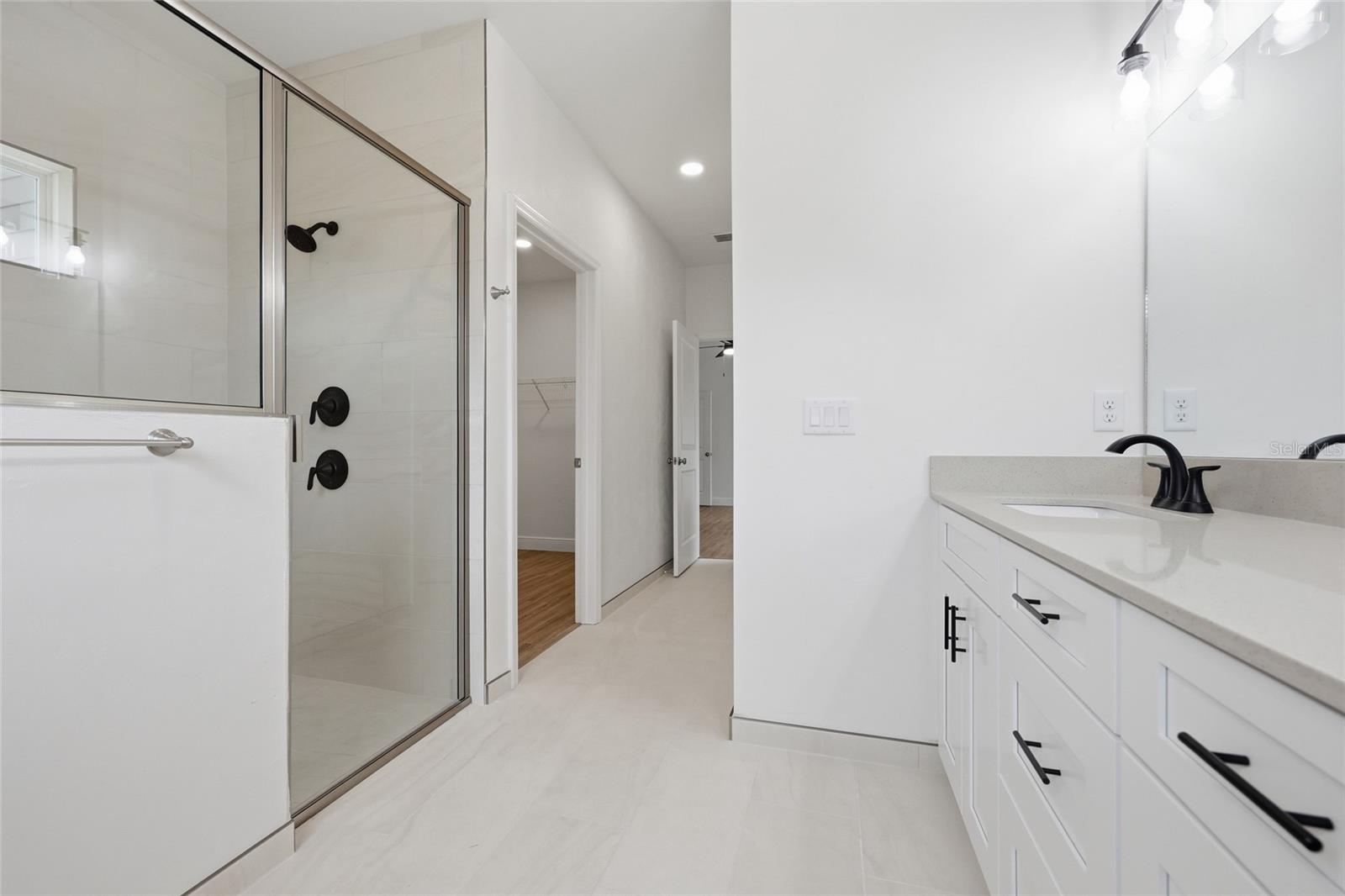 GRAND OAKS AT TOWER PH 2 PB 37 PG 63 - Residential