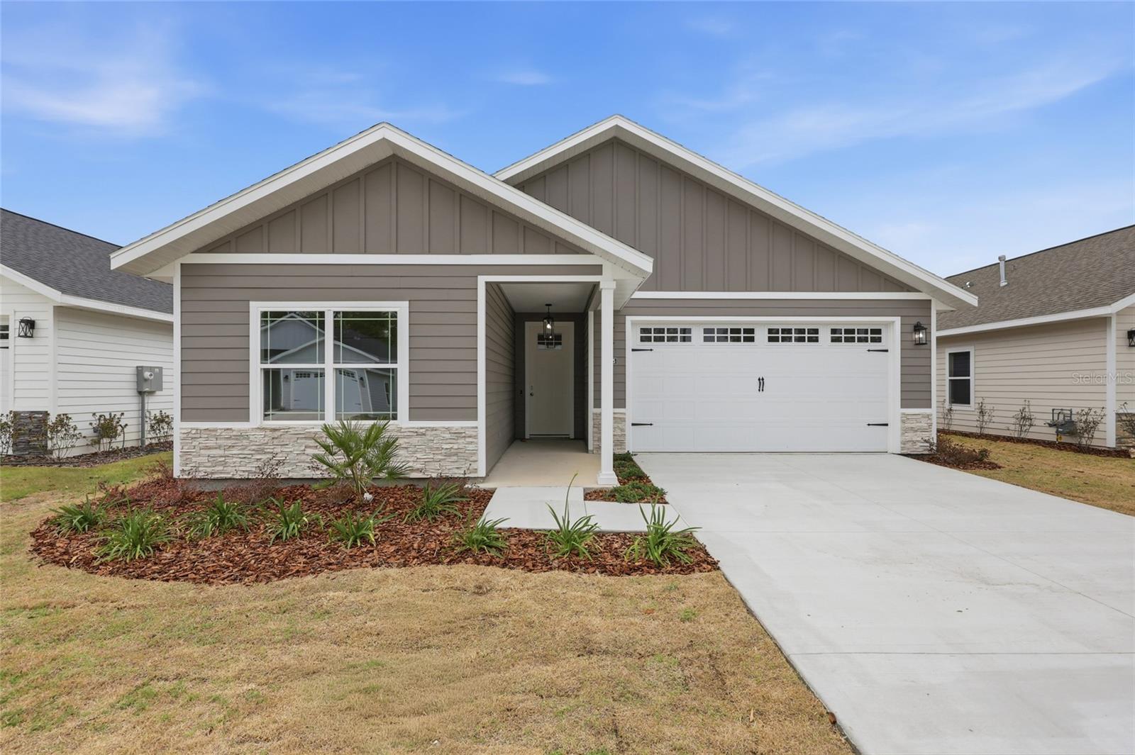 GRAND OAKS AT TOWER PH 2 PB 37 PG 63 - Residential