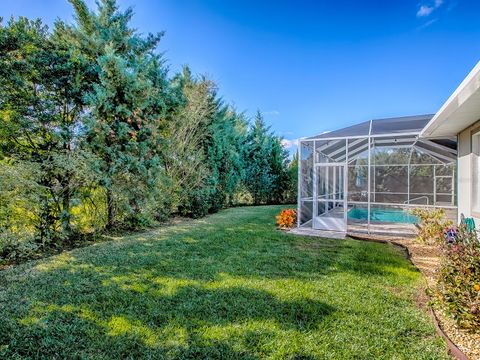 Tiny photo for 5517 Meadow Hill Loop, Lady Lake, FL 32159 (MLS # G5106005)